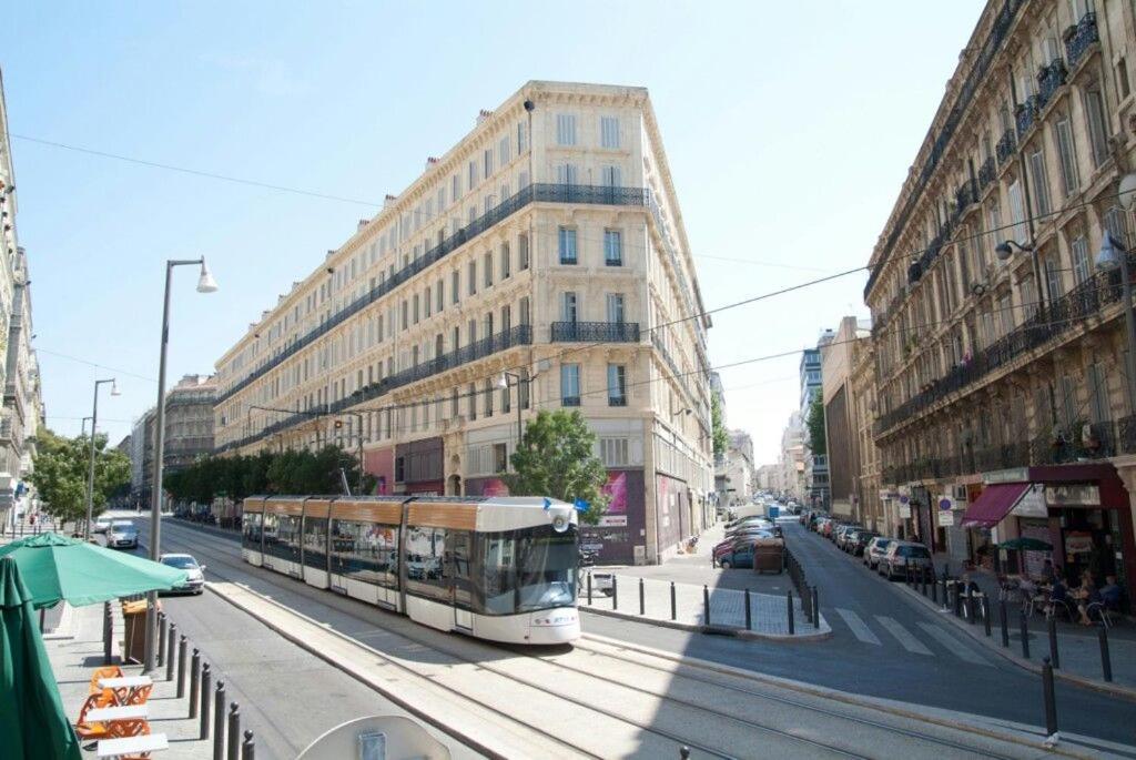Pied-A-Terre Cosy Pour Escale Marseillaise Apartment มาร์กเซย ภายนอก รูปภาพ